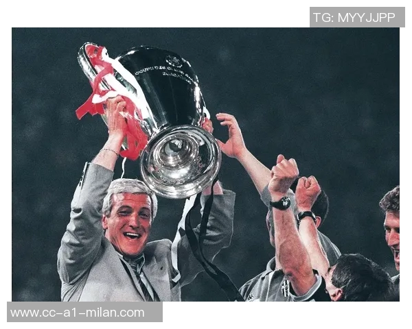 孔蒂因不满判罚被罚下怒斥裁判称其应感到羞耻 孔蒂因不满判罚被罚下怒斥裁判称其应感到羞耻