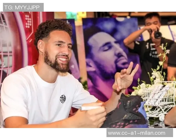 克莱与安踏签署终身合同感谢支持称我们是完美搭档